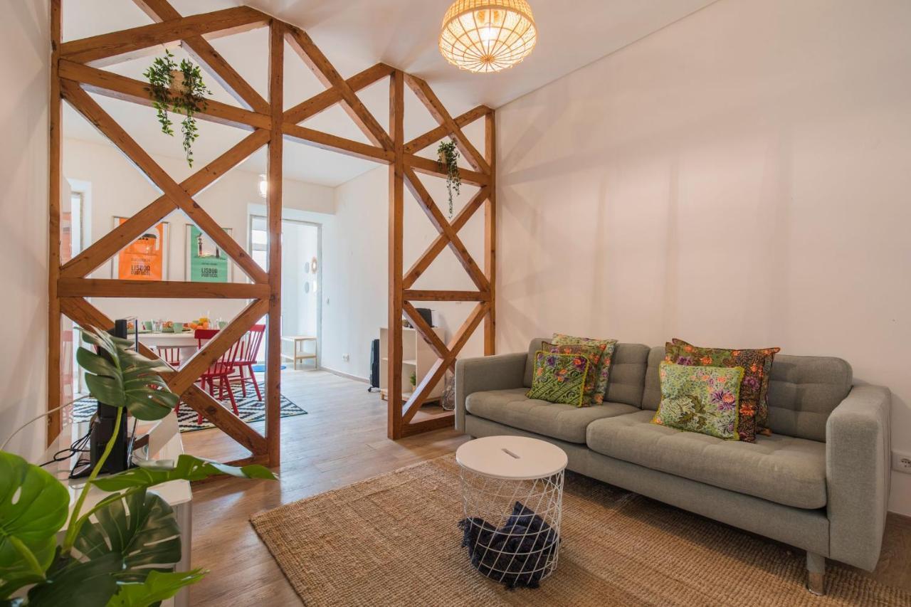 Lovelystay - Peaceful Central Apartment I Lisbon Bagian luar foto