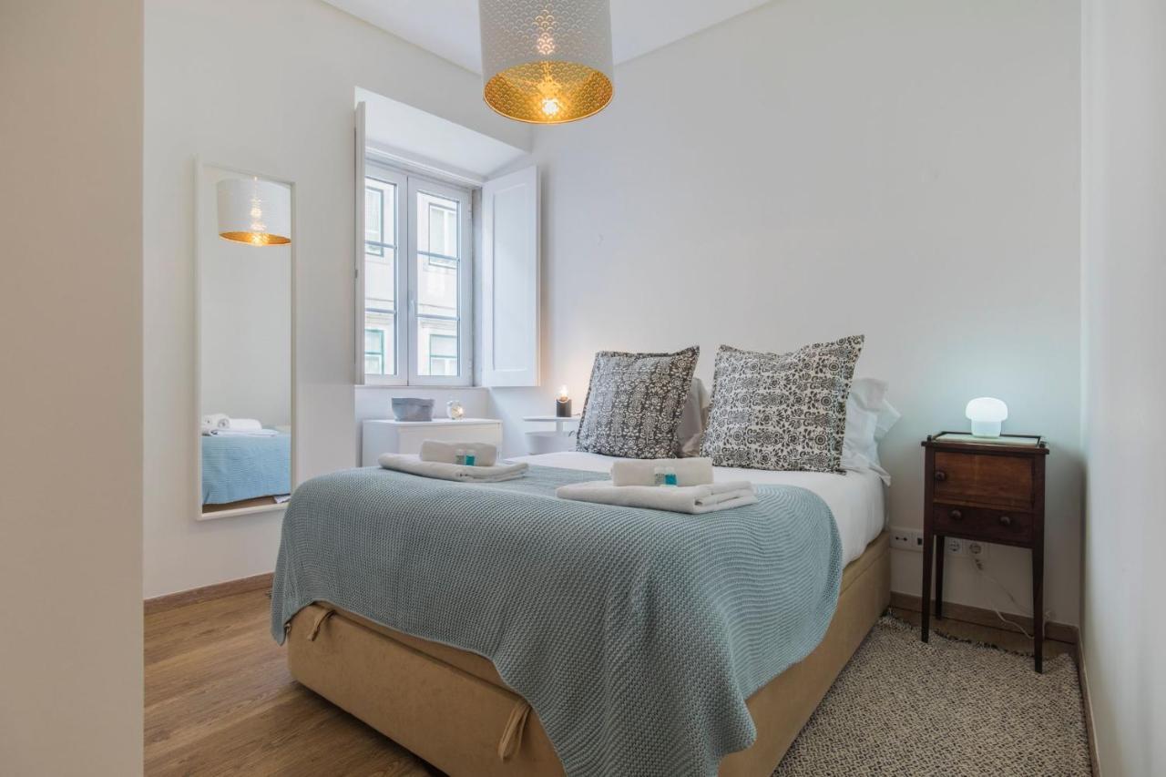 Lovelystay - Peaceful Central Apartment I Lisbon Bagian luar foto