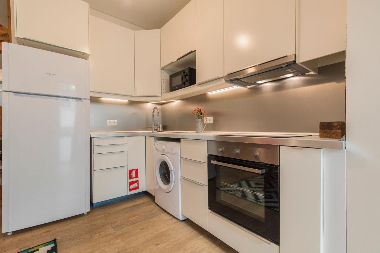 Lovelystay - Peaceful Central Apartment I Lisbon Bagian luar foto