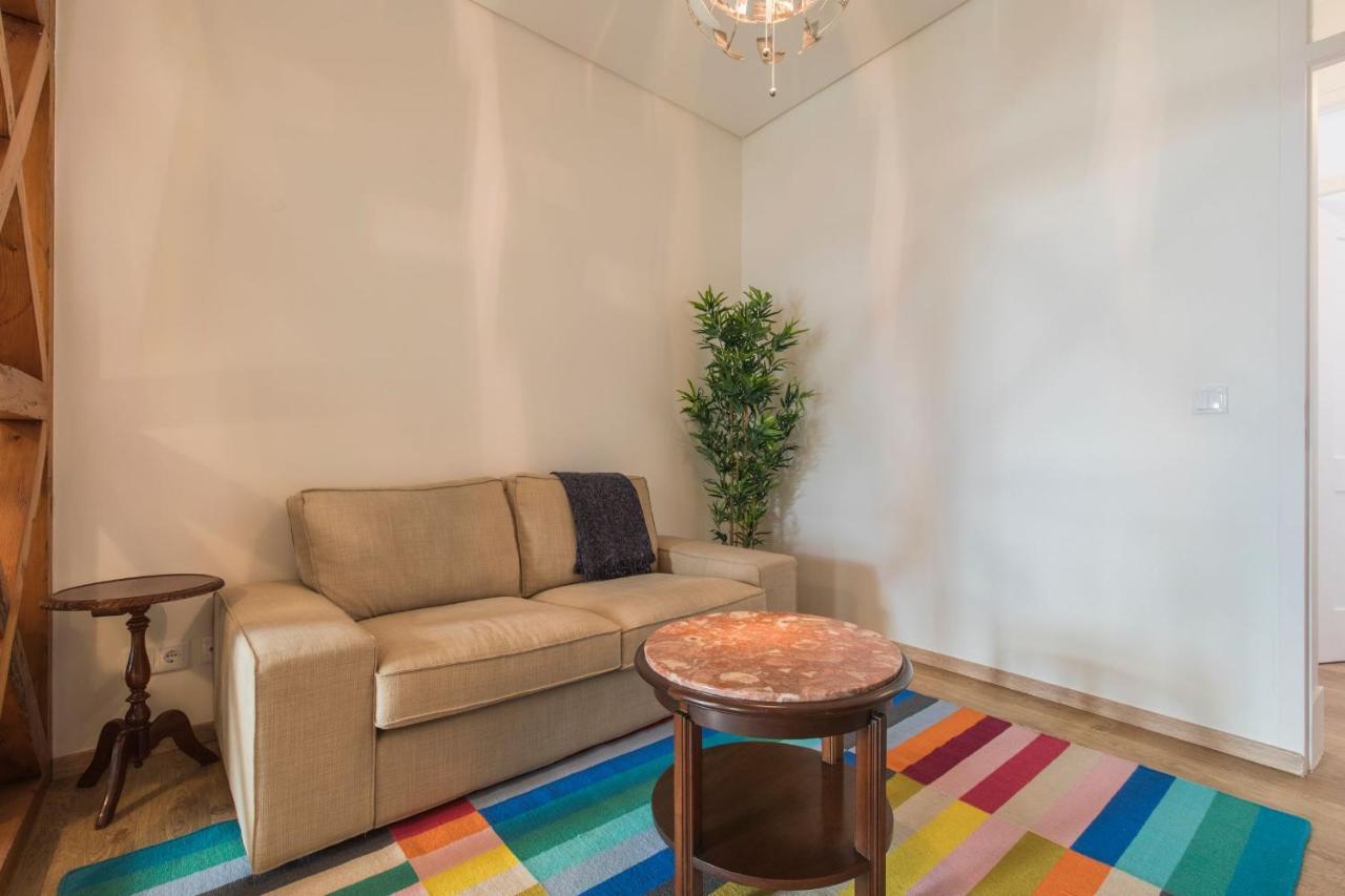 Lovelystay - Peaceful Central Apartment I Lisbon Bagian luar foto