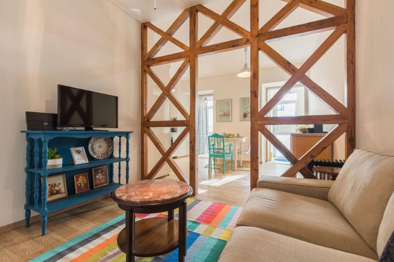 Lovelystay - Peaceful Central Apartment I Lisbon Bagian luar foto
